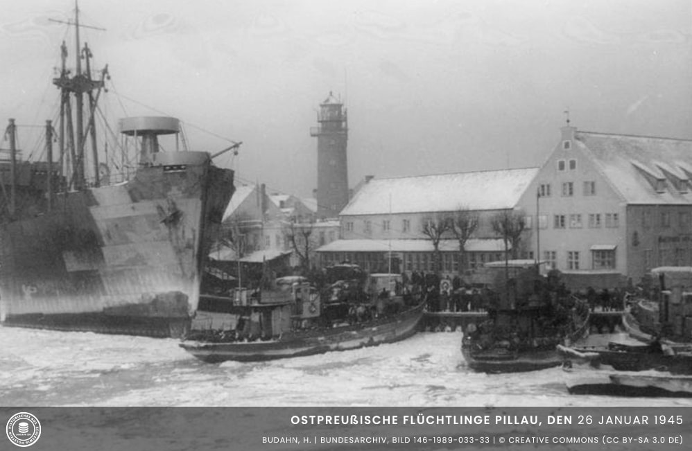Ostpreußische-Flüchtlinge-Pillau-den-26-Januar-1945-min