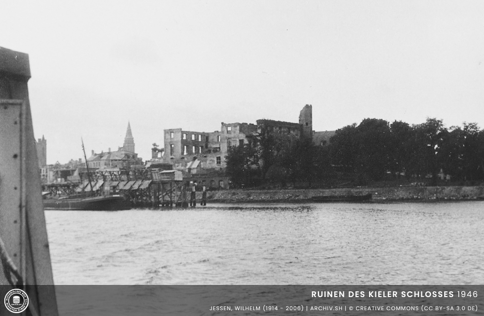 Ruinen der Kieler Schlosses 1946