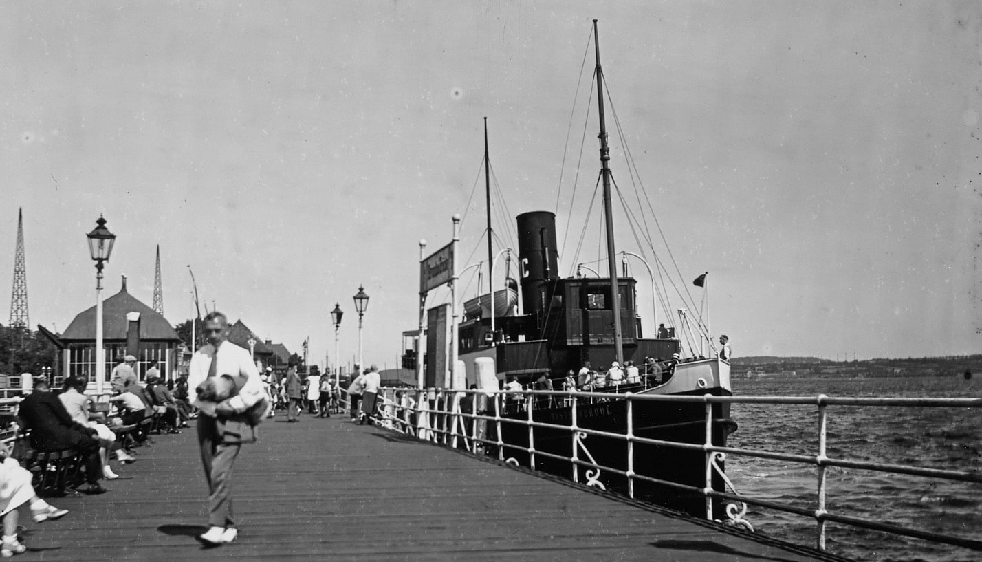 Schwarze Dampferlinie NDC - Düsternbrook