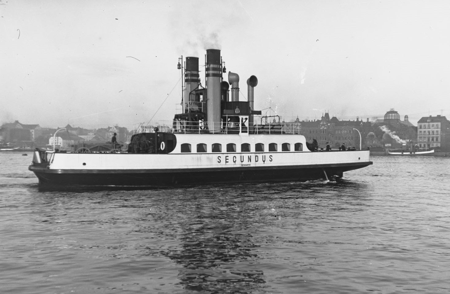 Secundus in Hintergrund Vorstadt